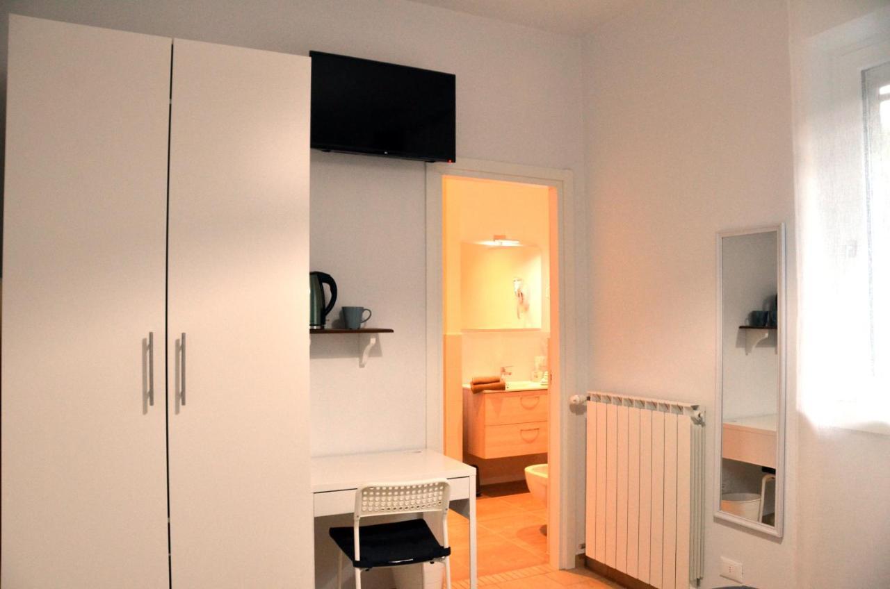 Double Room Private Bathroom